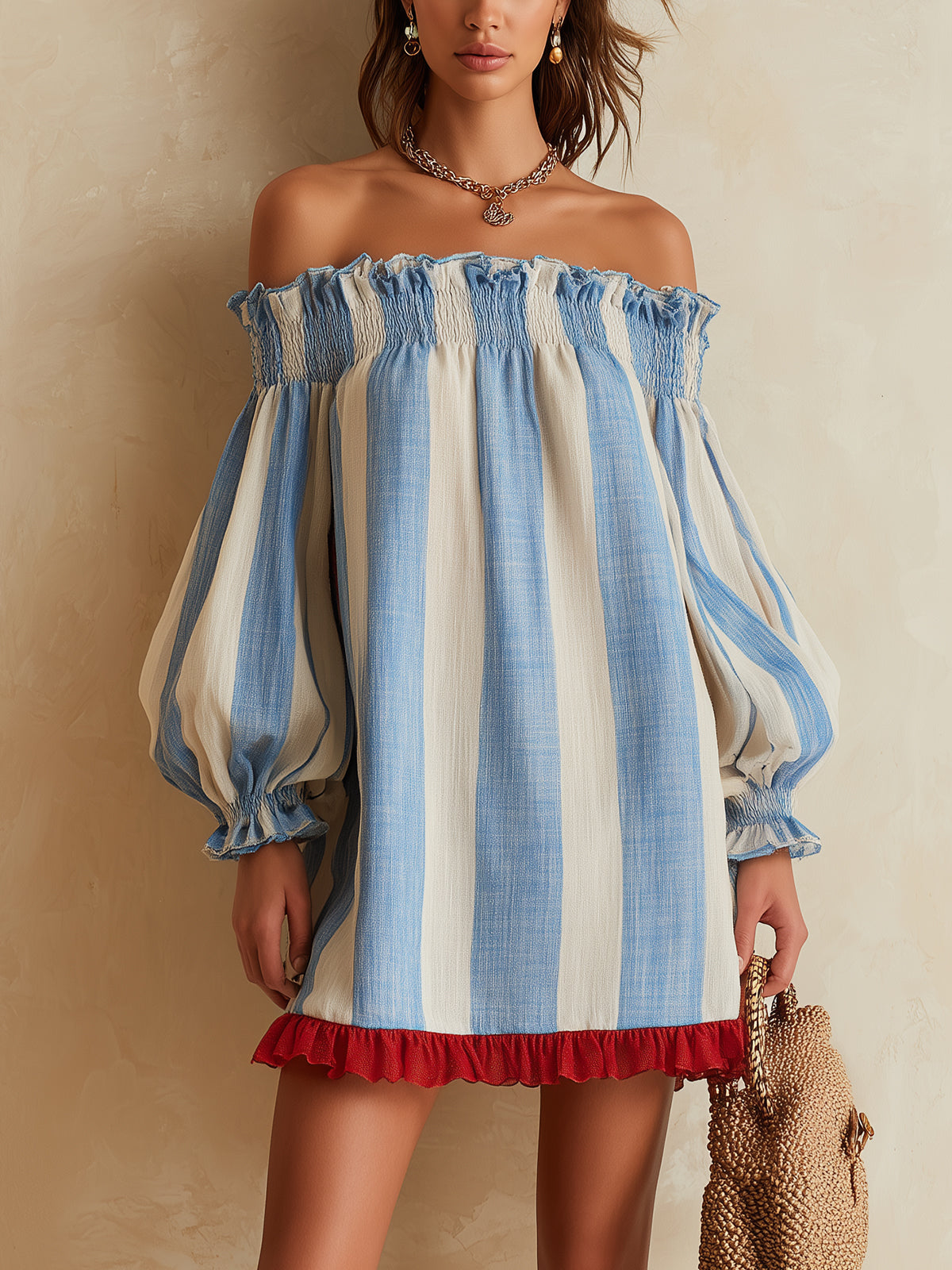 ALBI | Minivestido de rayas azules y blancas con escote de hombros descubiertos y dobladillo en contraste