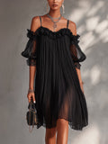 ALBI | Vestido mini de chifón negro con hombros descubiertos y borde de encaje