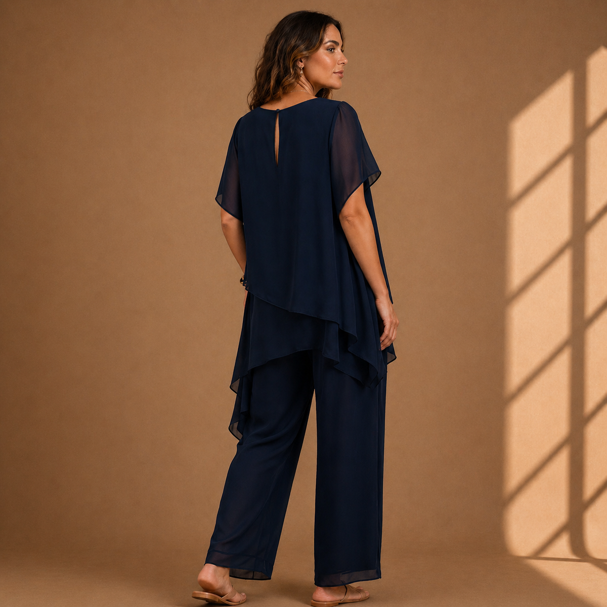 Conjunto de dos piezas con top de varias capas y pantalón ALBI - Conjuntos de ropa - vista frontal