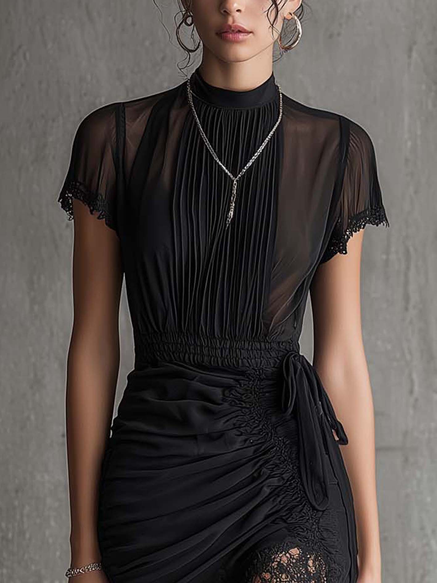 ALBI | Vestido mini de chiffon negro con cintura plisada y borde de encaje