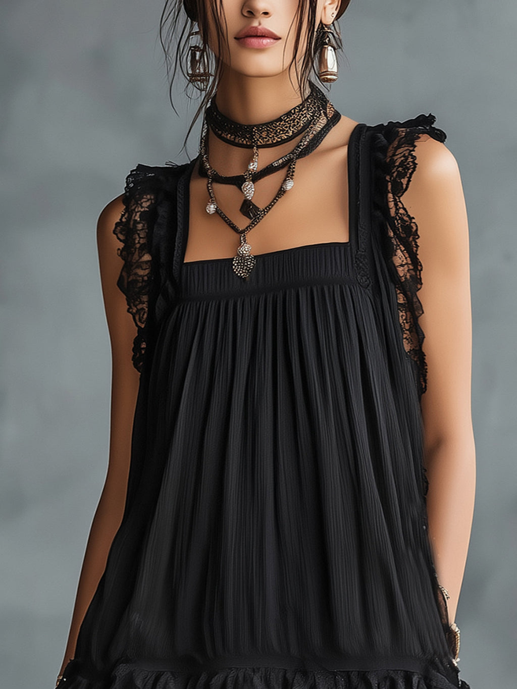 ALBI | Vestido Mini Transparente de Lunares con Volantes y Borde de Encaje Negro