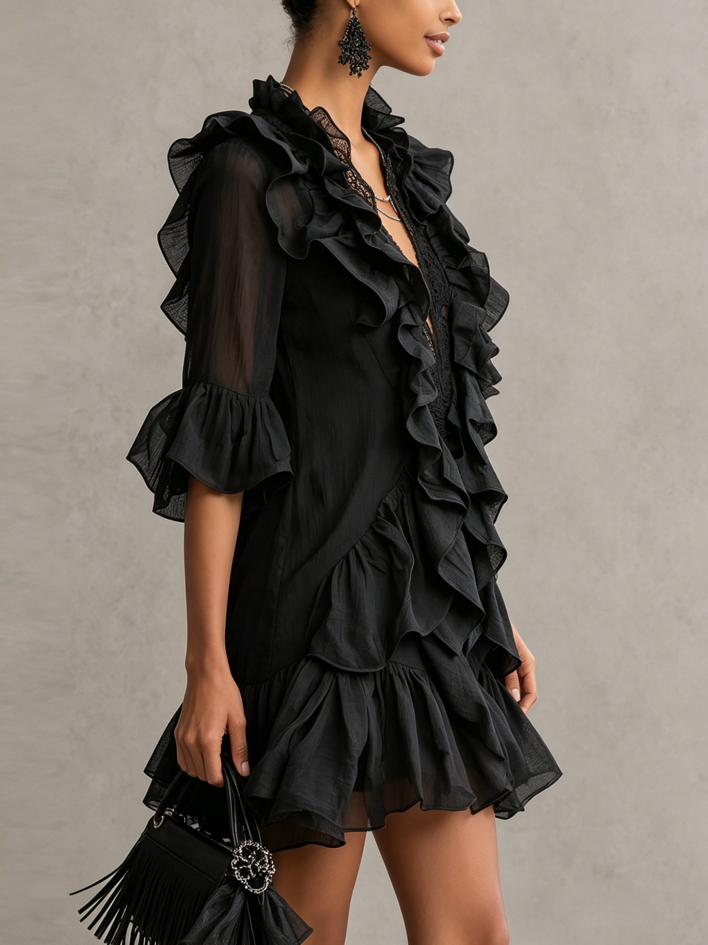 ALBI | Vestido mini de chiffón negro con volantes