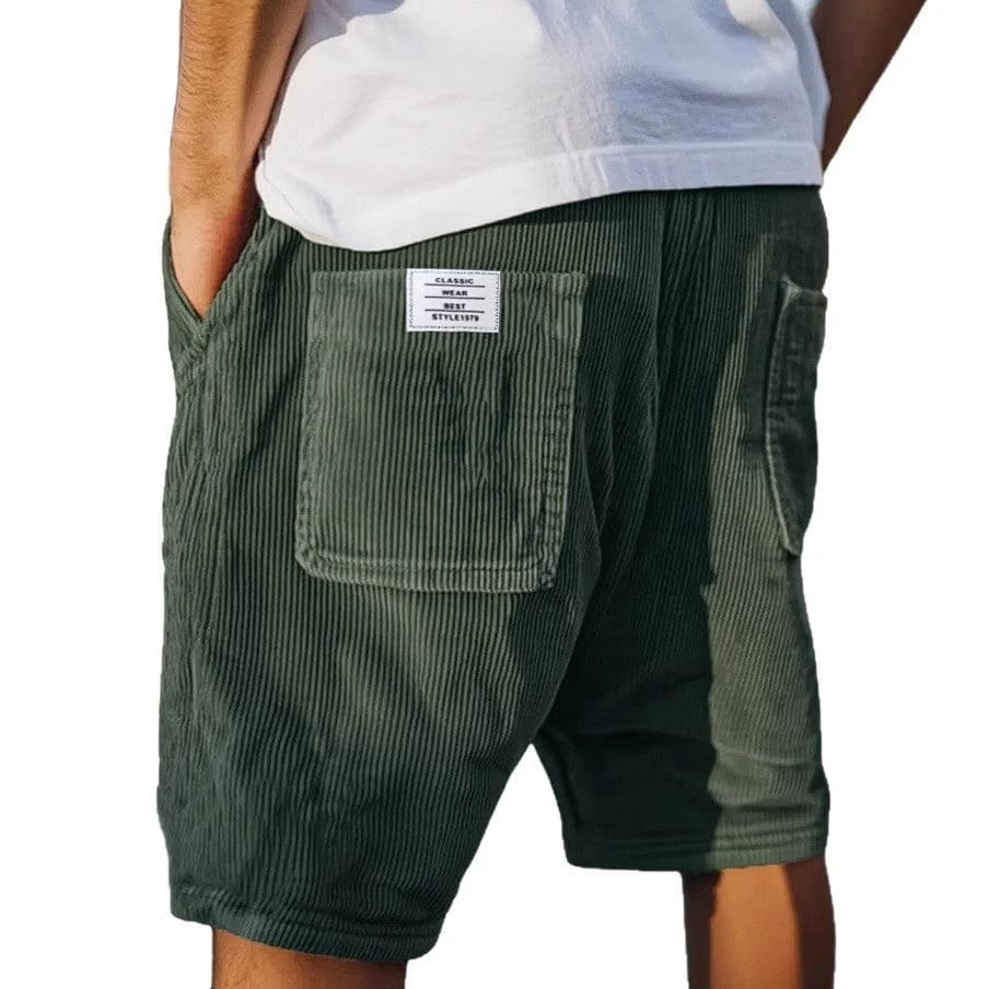 Pantalones cortos de pana de lujo para el verano ALBI - puesto en modelo