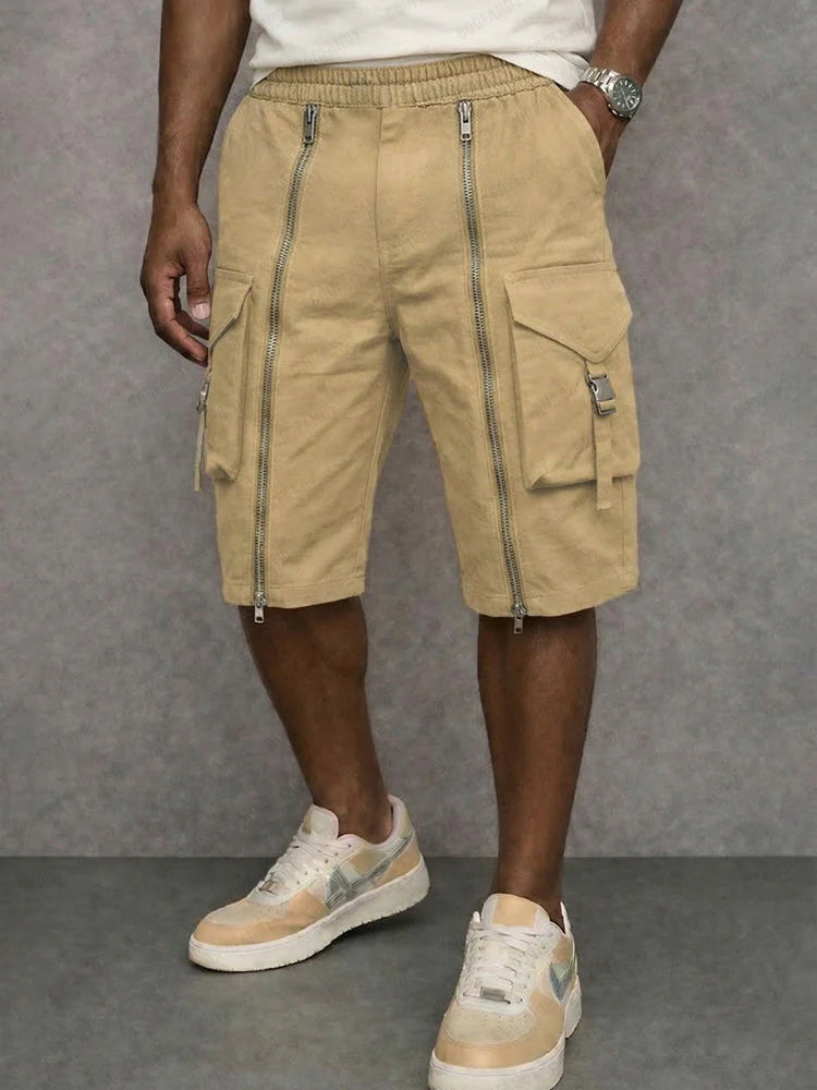 Pantalones cortos cargo tácticos con detalles de cremallera ALBI - Pantalones cortos tipo cargo - puesto en modelo