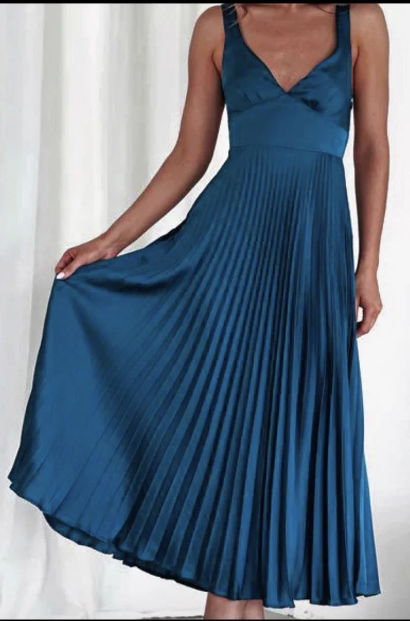 Elegante vestido largo con una caída suave ALBI - Vestidos - imagen 9