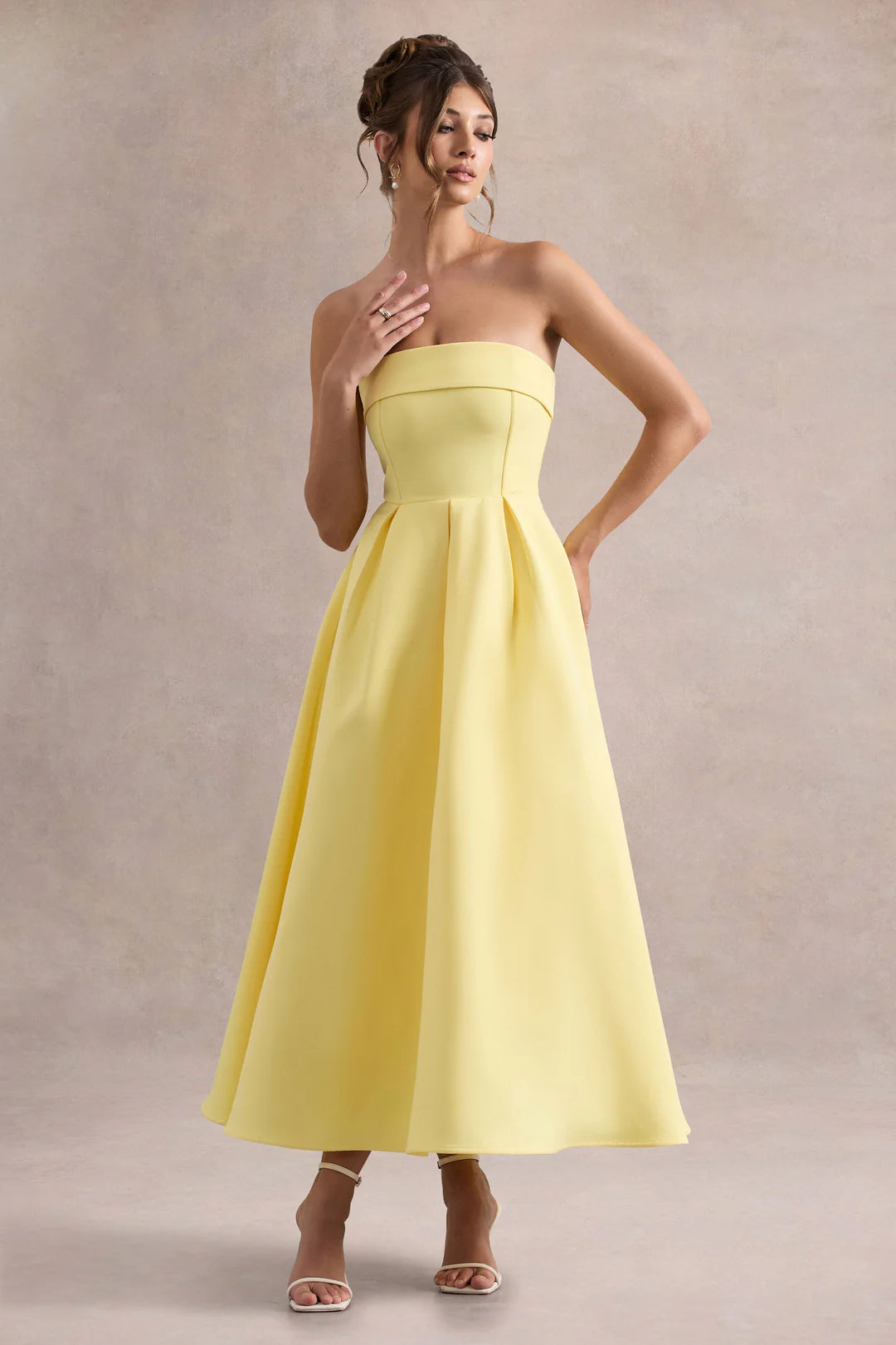 ALBI | Elegante vestido midi con escote sin hombros