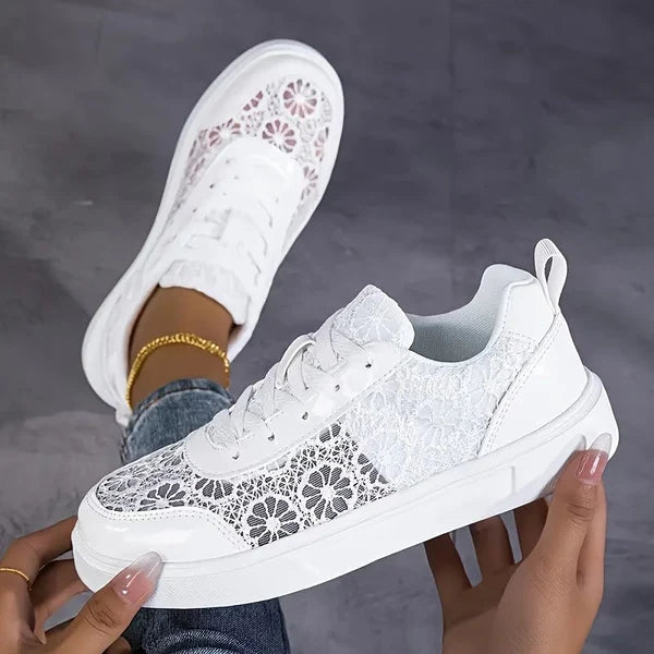 Camille | Elegantes zapatillas con cordones ALBI - vista lateral